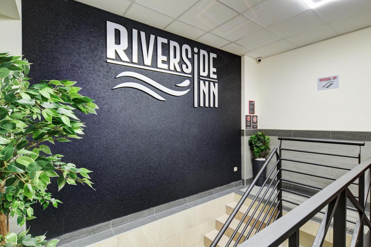 Riverside Inn - Dunaparti Szuteren Győr Kültér fotó